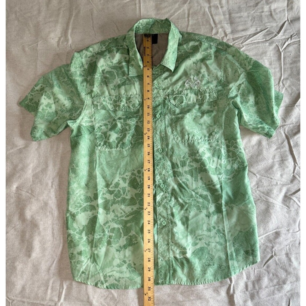 Realtree Fishing Shirt Mens Large Green Camo Short Sleeve Button Down Wave L - Picture 4 of 12